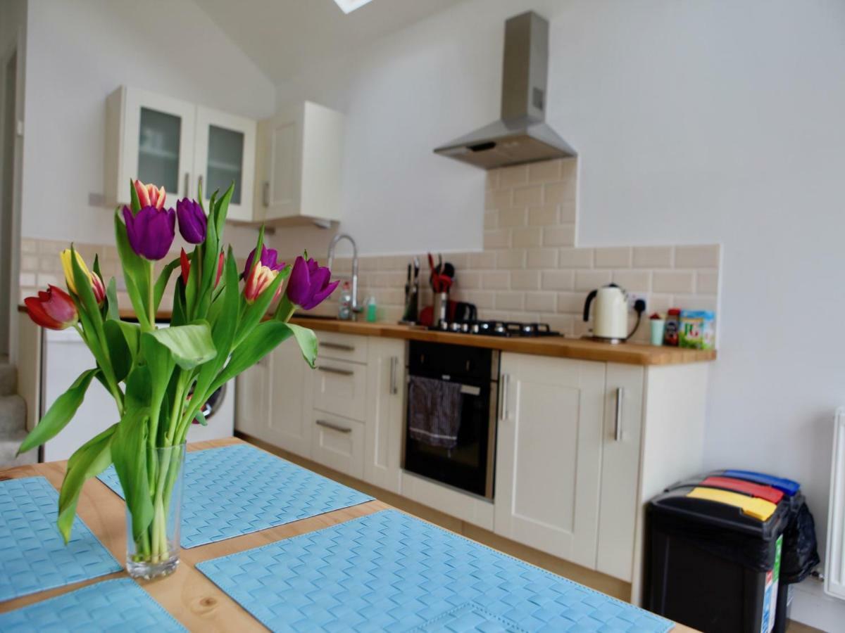 Cosy Room Near Westfield Stratford Londra Esterno foto